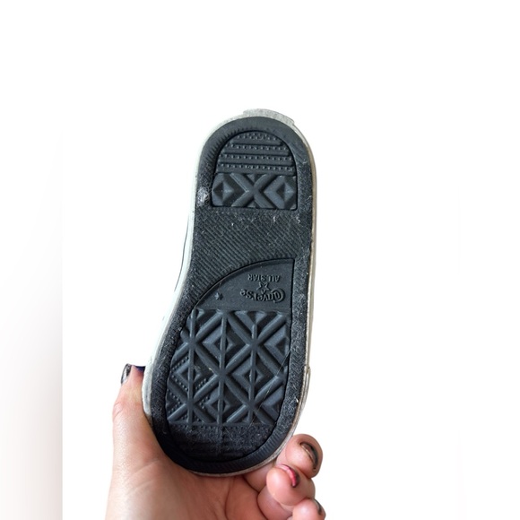 toddler girls pink converse - Picture 3 of 5